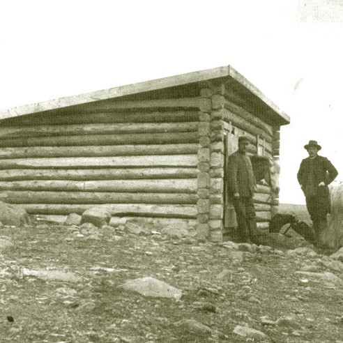 Mynd fengin úr Söguþræðir símans. Þróunarsaga íslenskra símamála. Heimir Þorleifsson.