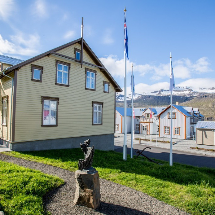 14879962159_89bd326de0_o