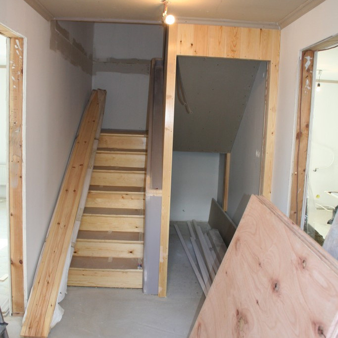 Stigi á milli hæða í sjúkraskýlinu