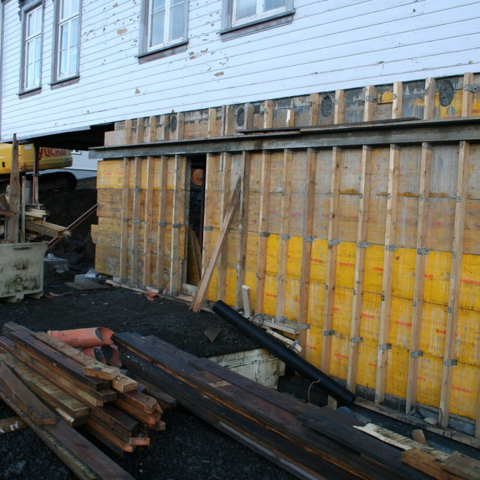 Slegið upp fyrir nýjum grunni