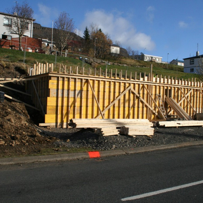 Uppsláttur fyrir grunninn undir Kapelluna og sjúkraskýlið