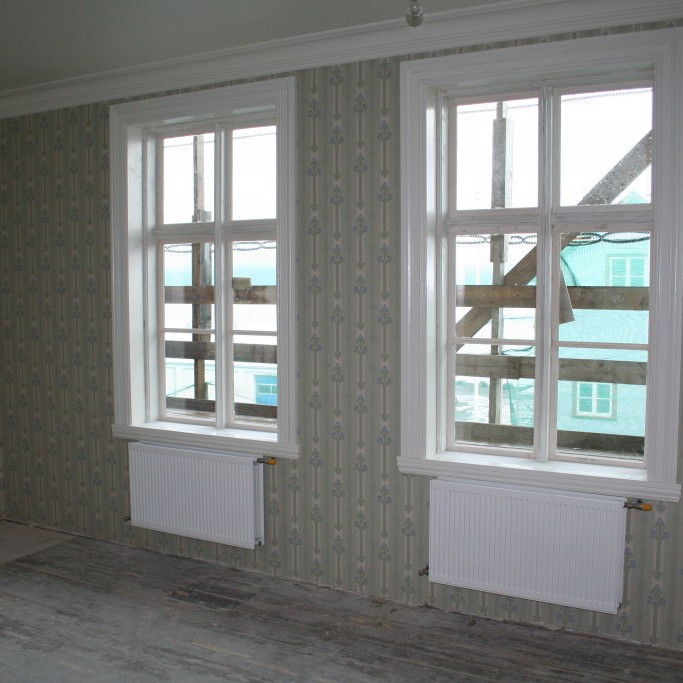 Herbergi á efri hæð í Læknishúsi