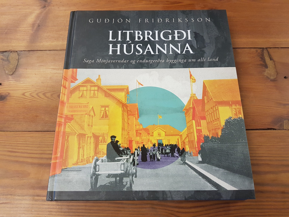 Litbrigði húsanna