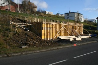 Uppsláttu hafinn að sjúkraskýlinu og kapellunni